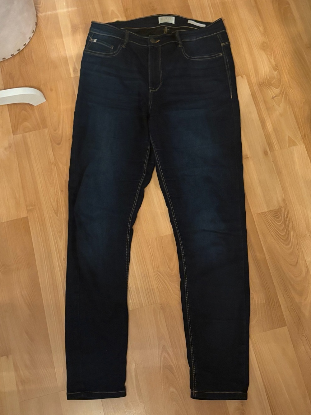 Curve Appeal Essential Skinny Dark Wash Jean Size 8/29